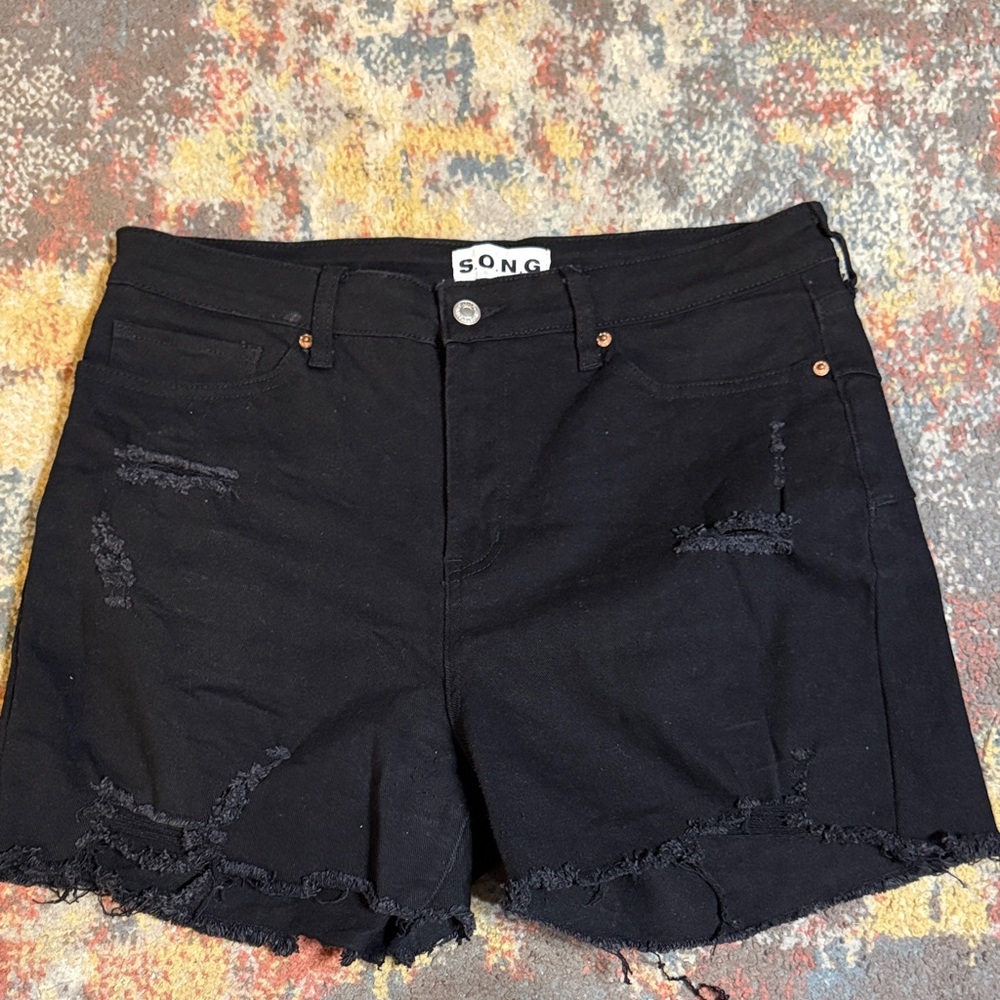 SONG Women's Black Frayed Jean Shorts